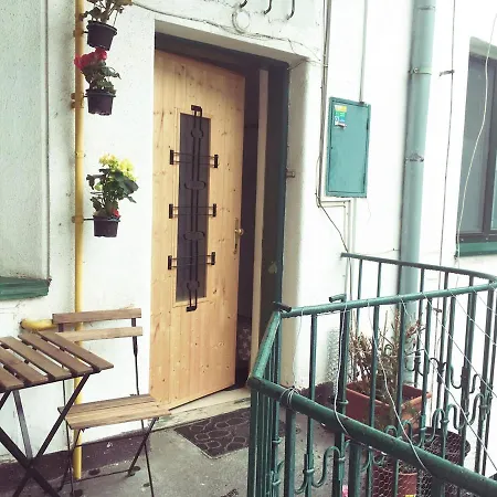 Studio Bastova アパート
